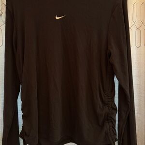 Nike Women’s Black Ribbed Long Sleeve Shirt With Toes On The Side